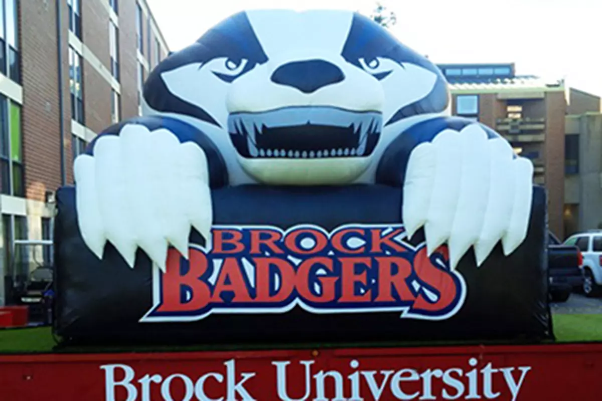 Brock-Badger-Mascot-L3884